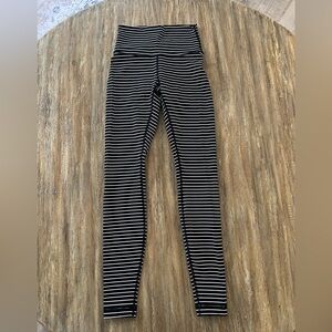 Lululemon Striped Align Leggings - Size 4